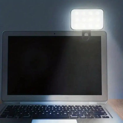 Rechargeable Clip-On Selfie Light